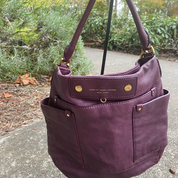 Marc by Marc Jacobs Deep Purple Shoulder Bag Preppy Hobo leather Bag - Picture 1 of 10